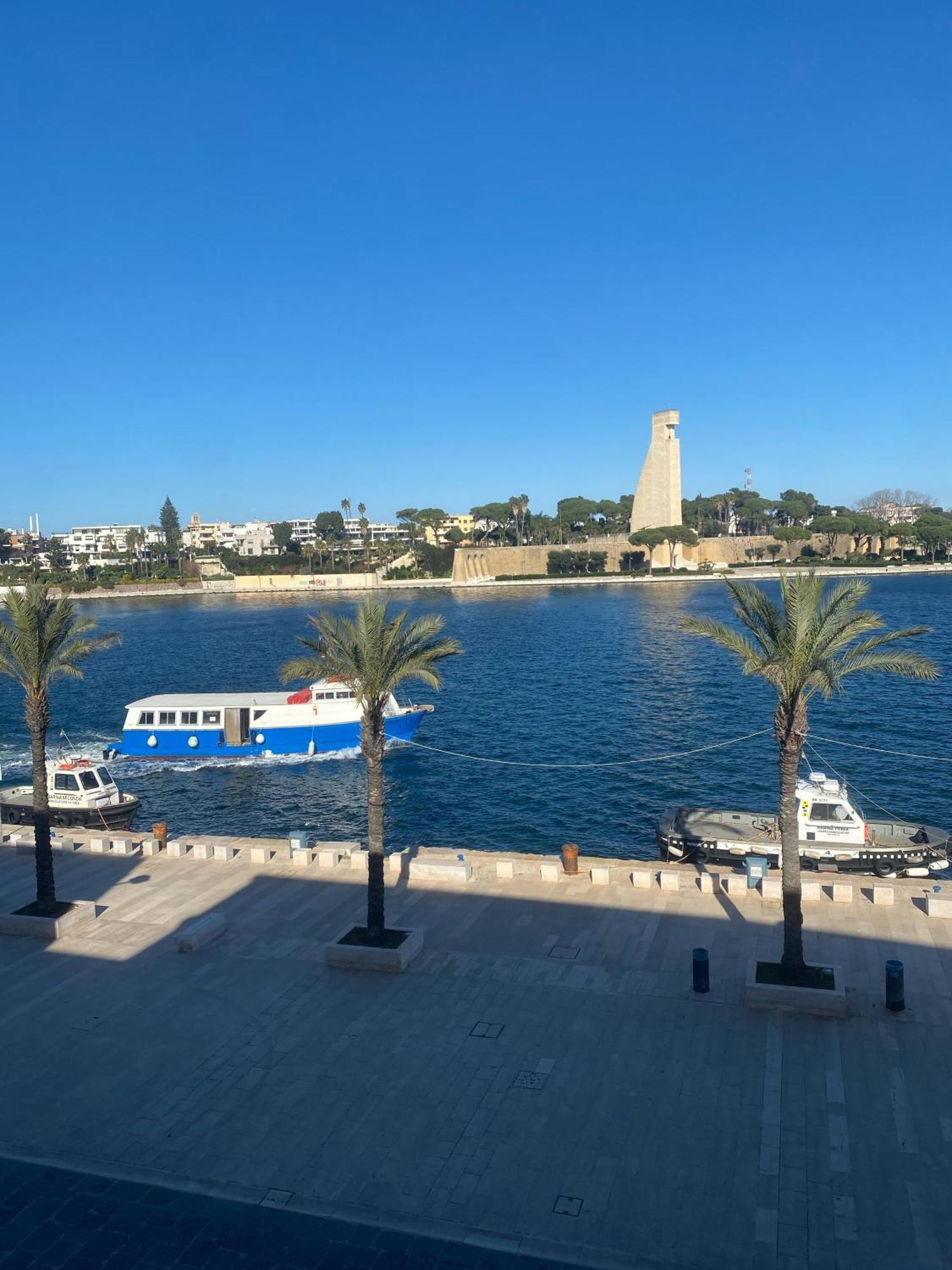 Regina Del Porto Lägenhet Brindisi Exteriör bild